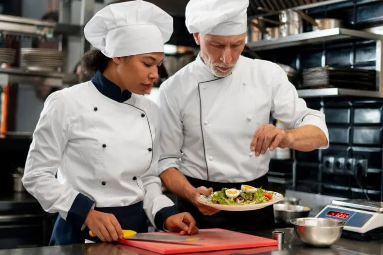Choosing the Best Food Safety Supervisor Course: 7 Key Factors to Consider